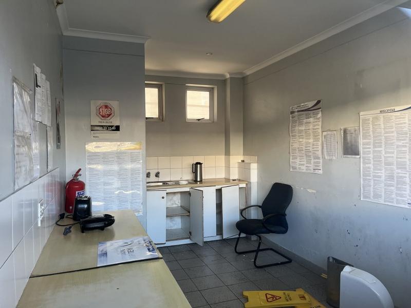 To Let commercial Property for Rent in Paarden Eiland Western Cape